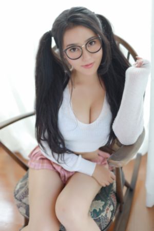 动漫美女www网站免费看动漫